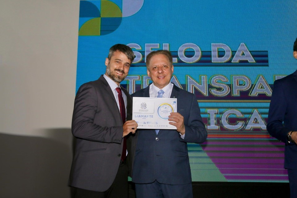 Governo do Estado recebe Selo Diamante de transparência pública em evento no TCE-ES